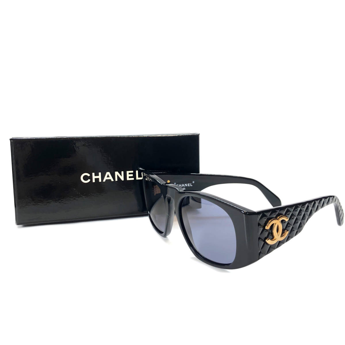 中古美品】 CHANEL シャネル ココマーク マトラッセ サングラス