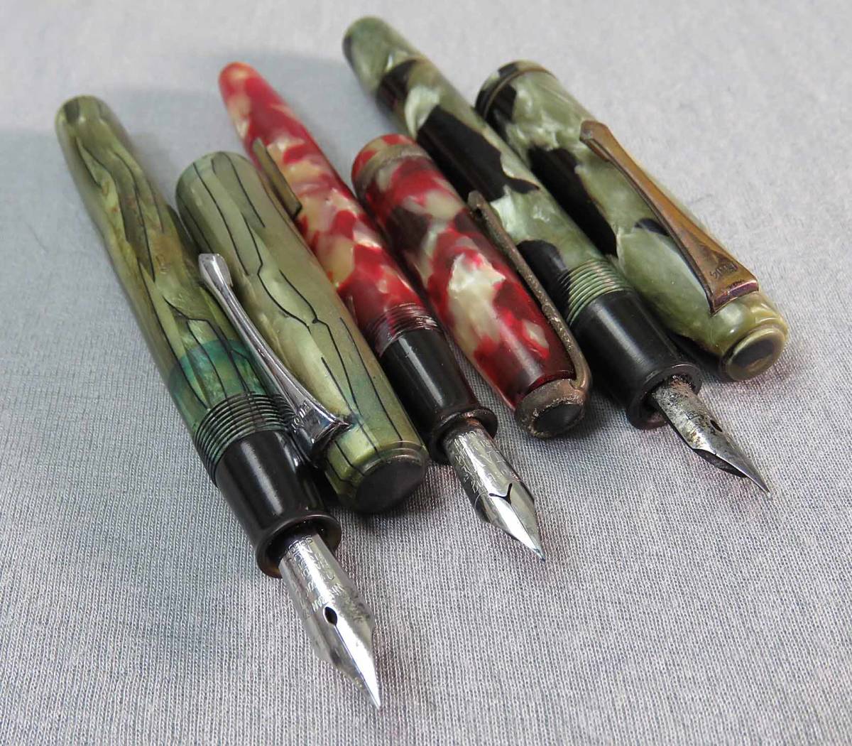 昭和レトロ ペン1本、万年筆7本、ボールペン1本セット 白う