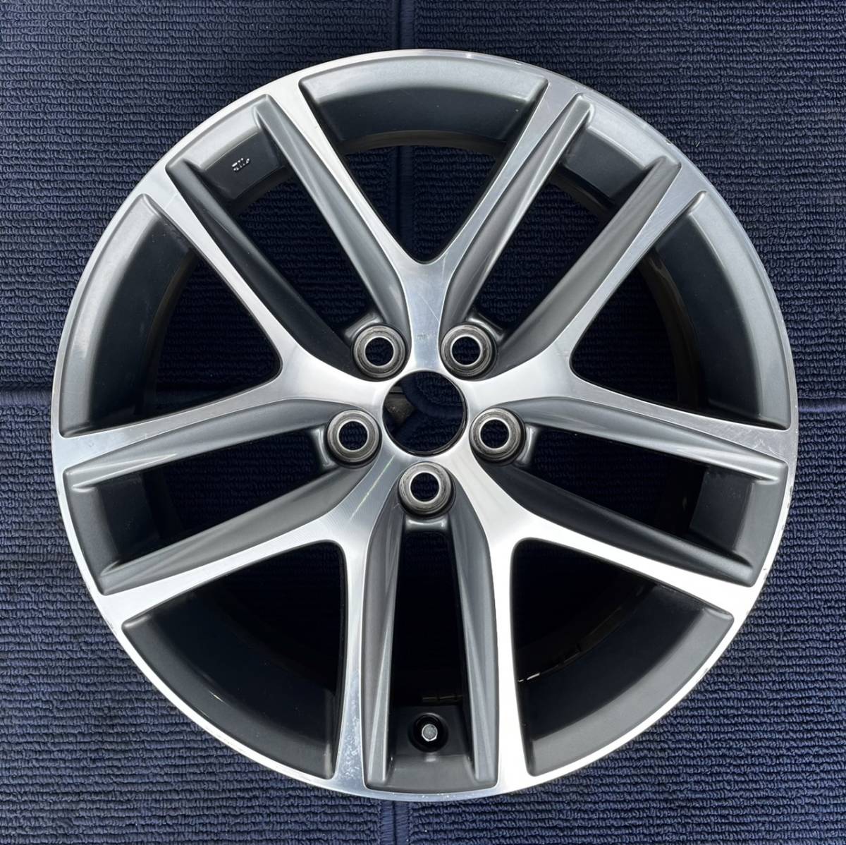 LEXUS レクサス CT200h F SPORT 純正 17インチ ホイール1本 7J +45 PCD100 ハブ径約60 No.327　『発送サイズ2L』