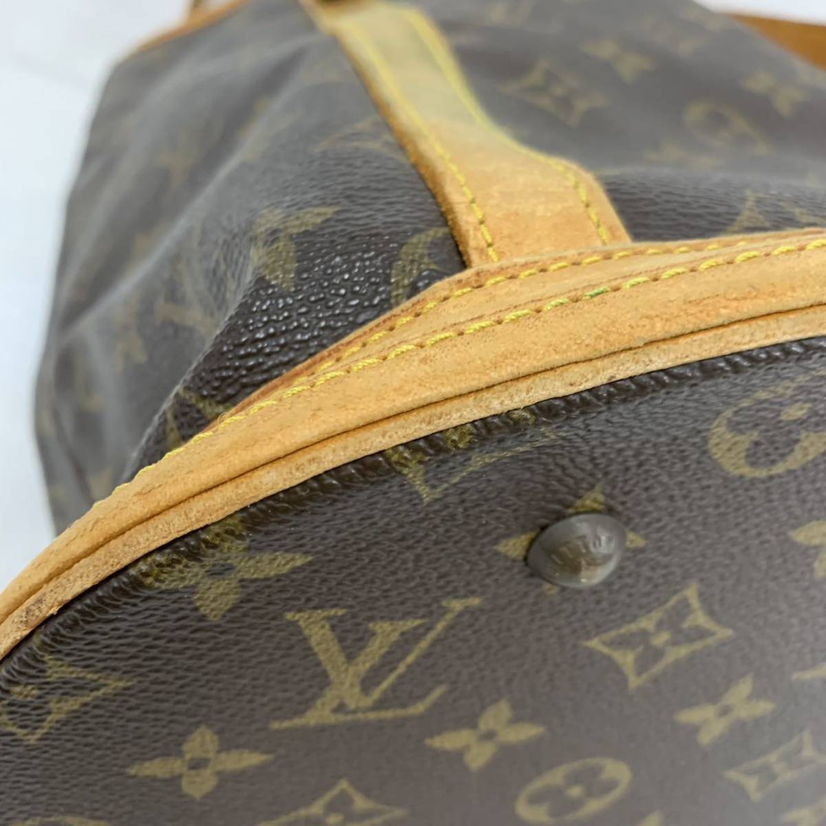 ルイヴィトン LOUIS VUITTON M42236 モノグラム バケットGM バケツ型 