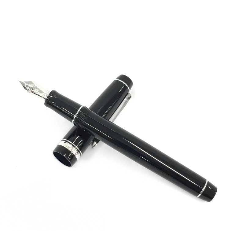 PILOT　パイロット　HERITAGE　ヘリテイジ　万年筆　ペン先14K-585　ケース/替えインク付き【BIAE6029】