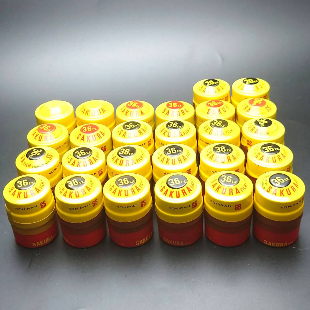 ★ 【現状品】 古いカメラのフィルム SAKURA FILM KONIPAN SS 36EX 20EX 26本 まとめて レトロ コニカ ミノルタ 1960年代 昭和40年代 ★