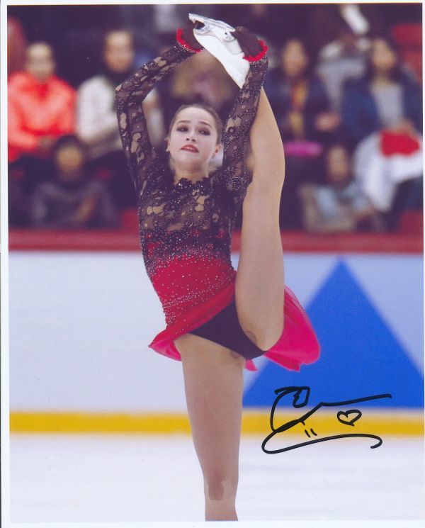○ アリーナ・ザギトワ 直筆サインフォト⁄写真 フィギュアスケート