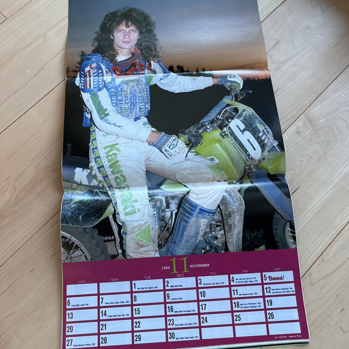 BURRN! 1988年11月号 表紙 Billy Sheehan_3