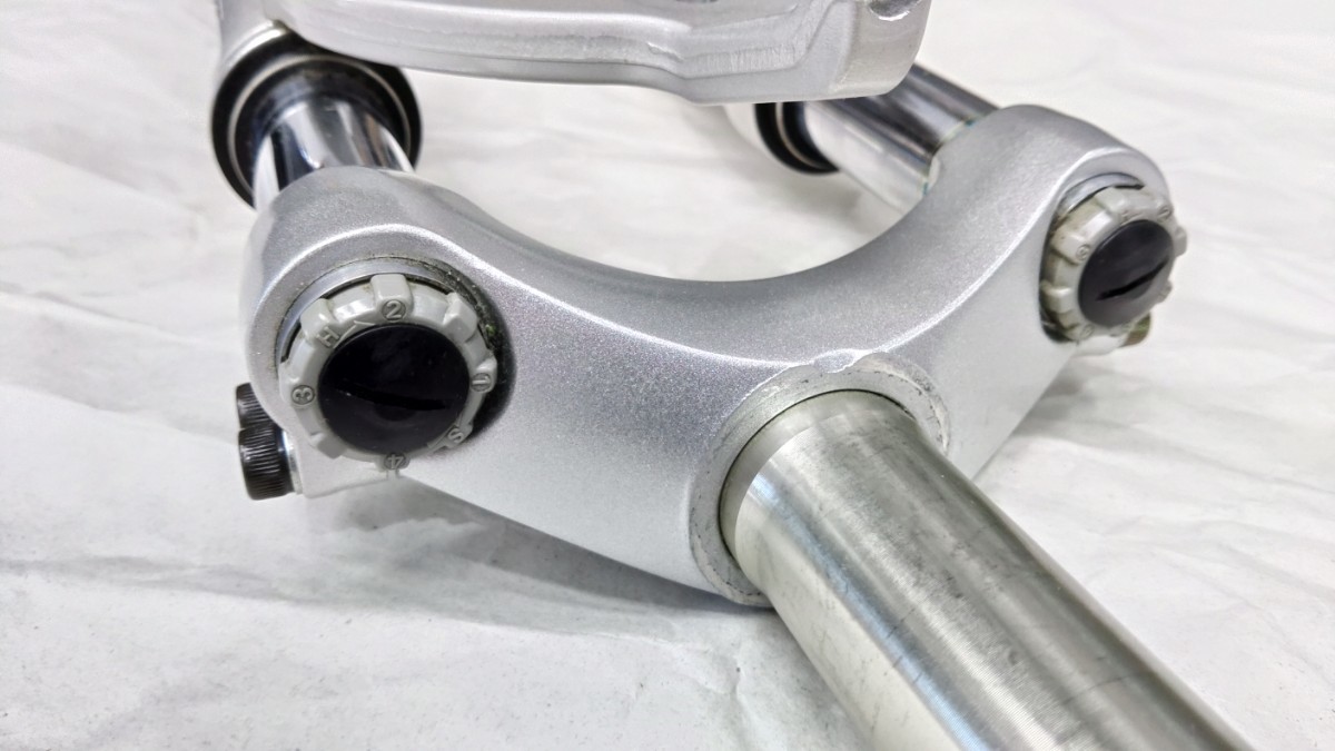 SHOWA f*e様 DHモデル（MTB用フロントフォーク）26インチ用 ショーワ