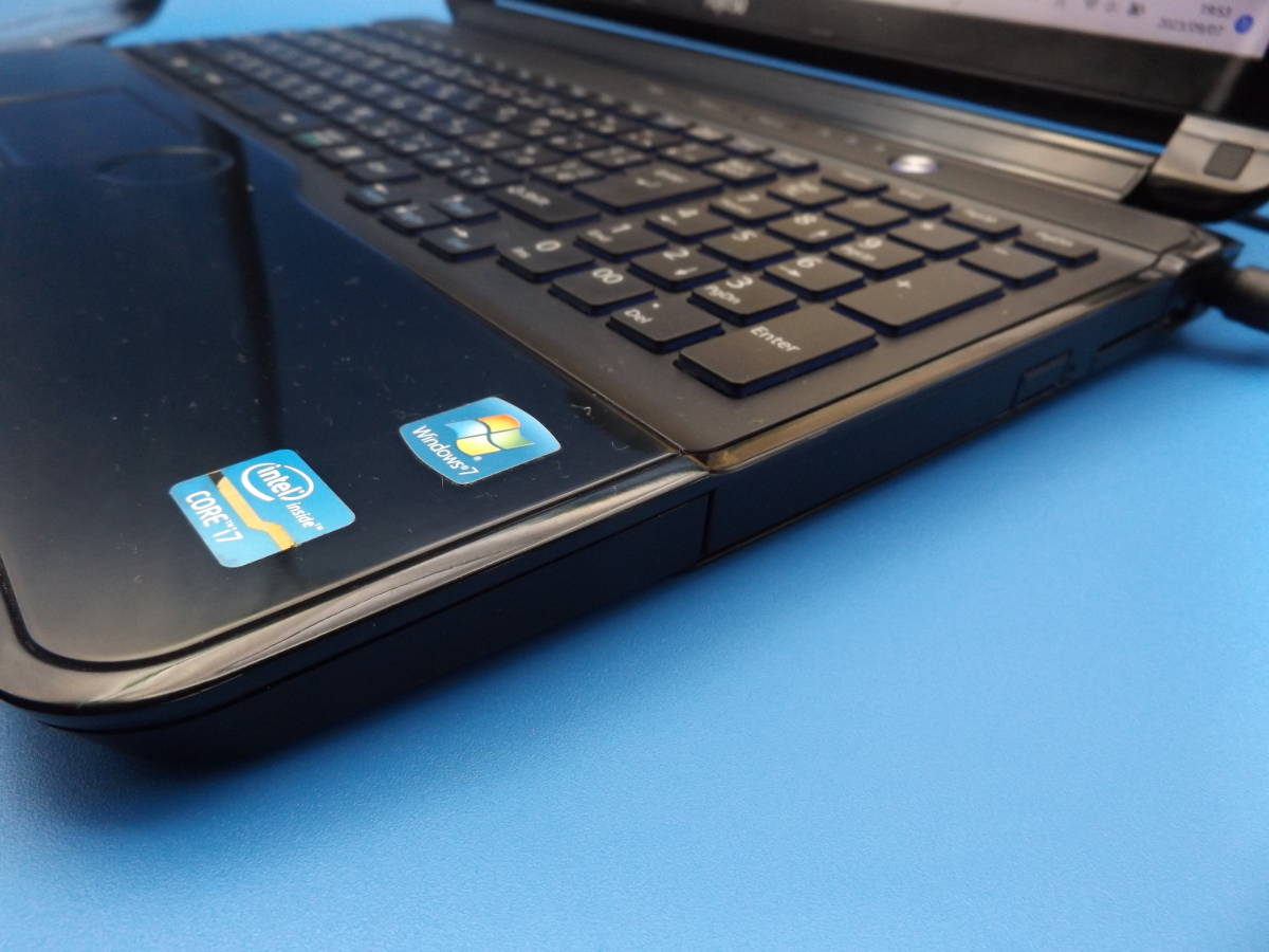 新品SSD512GB【Core i7】富士通LIFEBOOK/AH77/G☆シャイニーブラック 