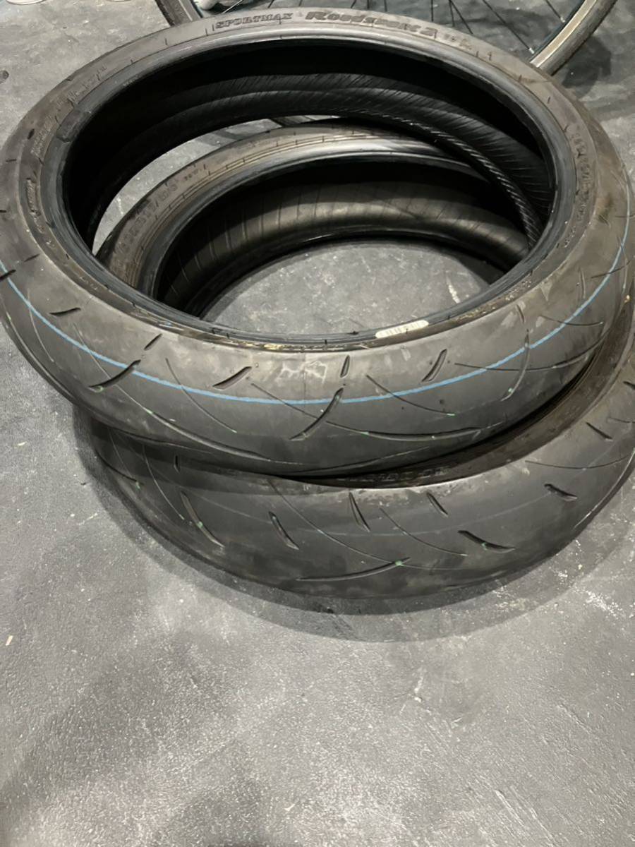 中古ダンロップSPOTSMAX ROADSPORT2 120/70/17 160/60/17 新車外し