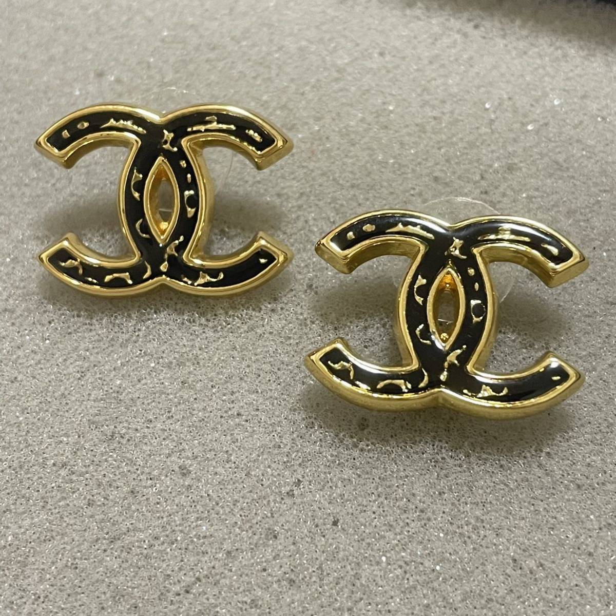 CHANEL シャネル ココマーク ピアス ゴールド メタル ココマークピアス 