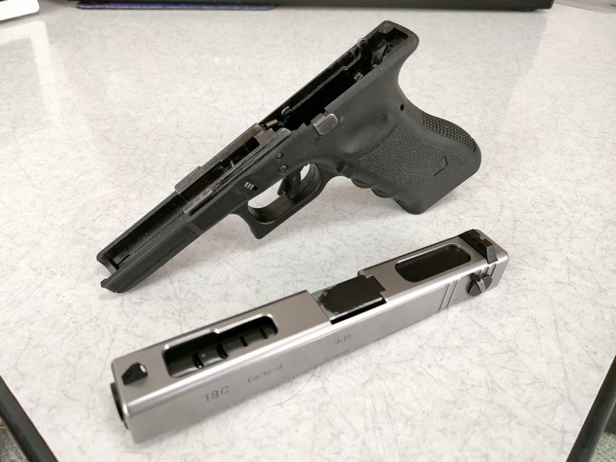 WE GLOCK 18c スライド　おまけでハンマーユニット無しのフレーム