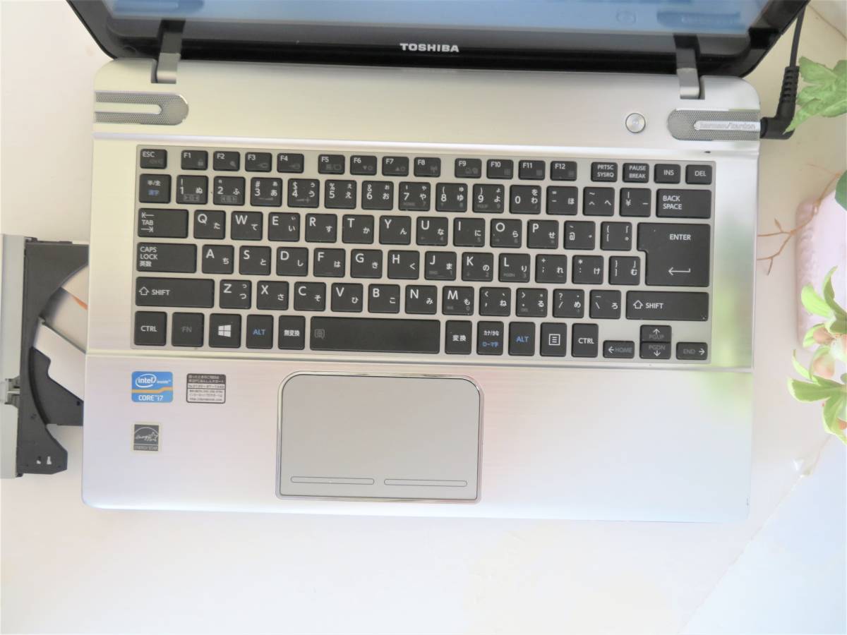 東芝 T642/T8HWD シャンパンゴールド○Core i7 3537U 8G☆SSHD 1TB 