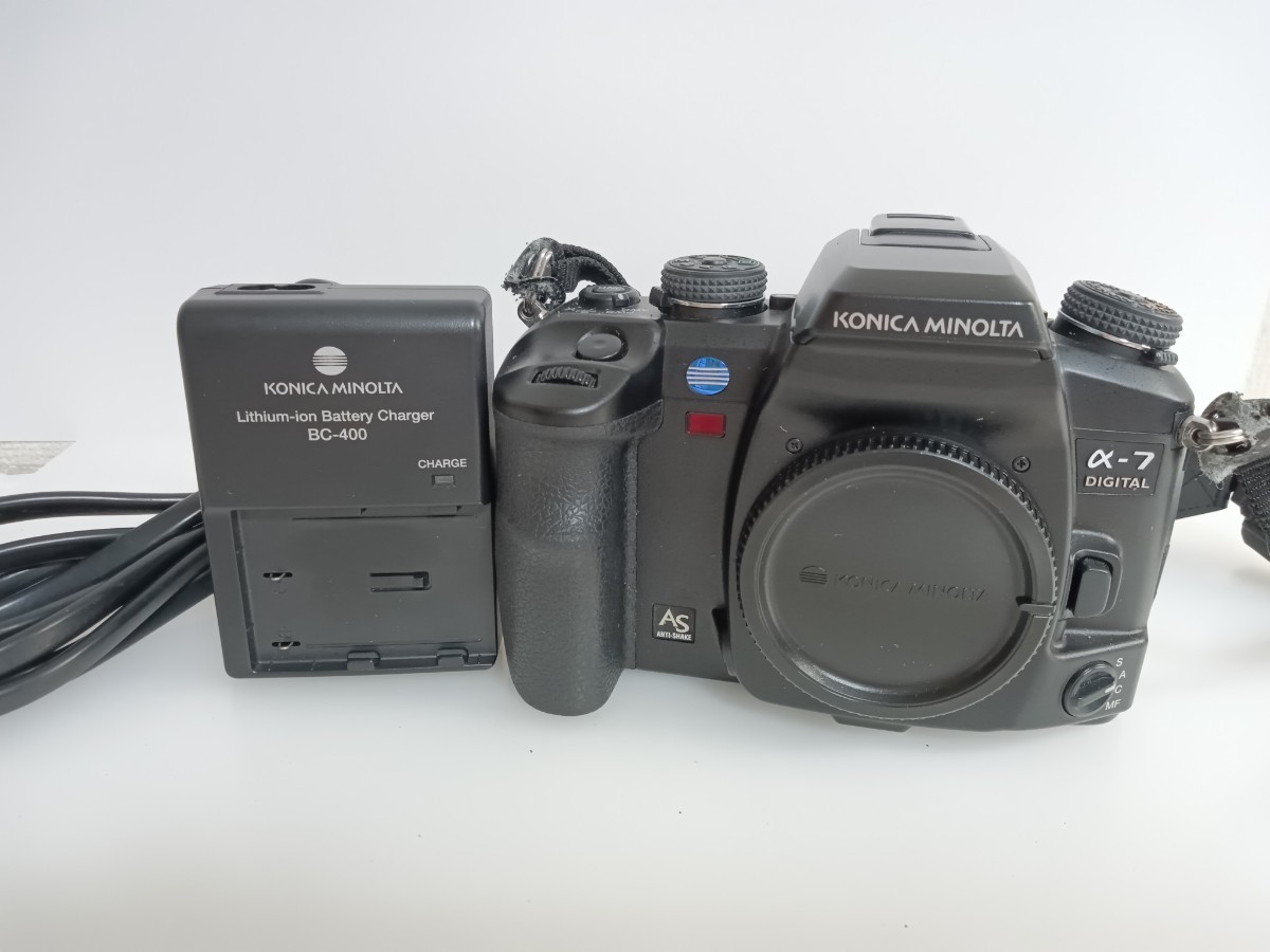 KONICA MINOLTA α-7 Digital 本体とレンズ4本 KONICA MINOLTA KONICA MINOLTA α-7 Digital 本体とレンズ4本 KONICA MINOLTA