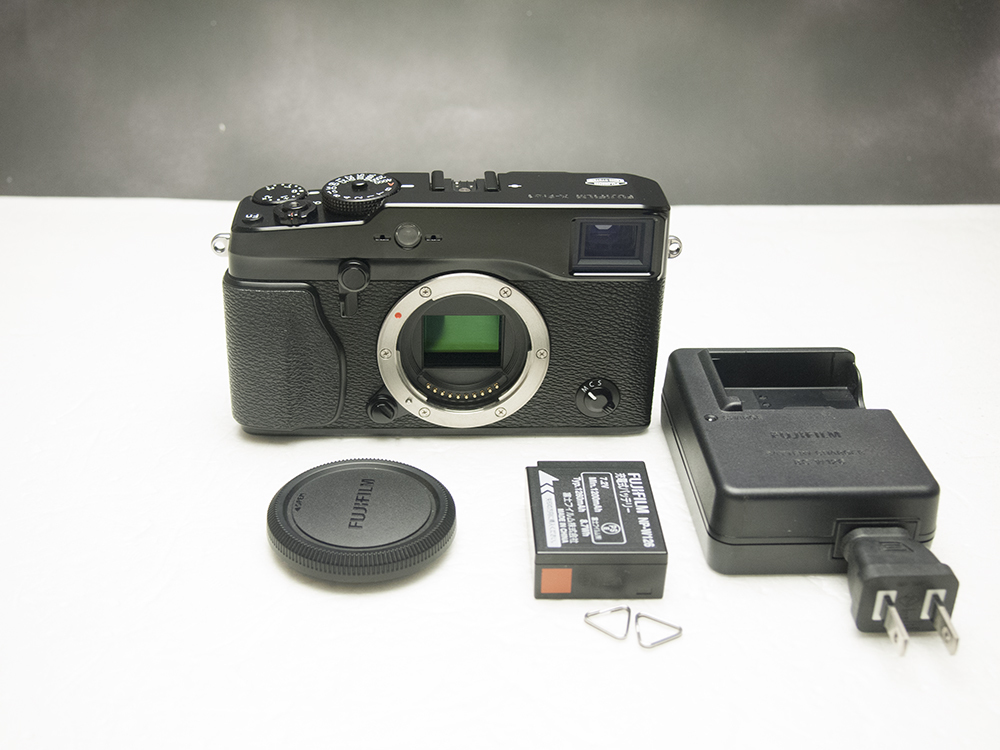 外観 美品 富士フィルム FUJI X-PRO1ボディ FUJIFILM X-Pro1 外観 美品 富士フィルム FUJI X-PRO1ボディ FUJIFILM X-Pro1