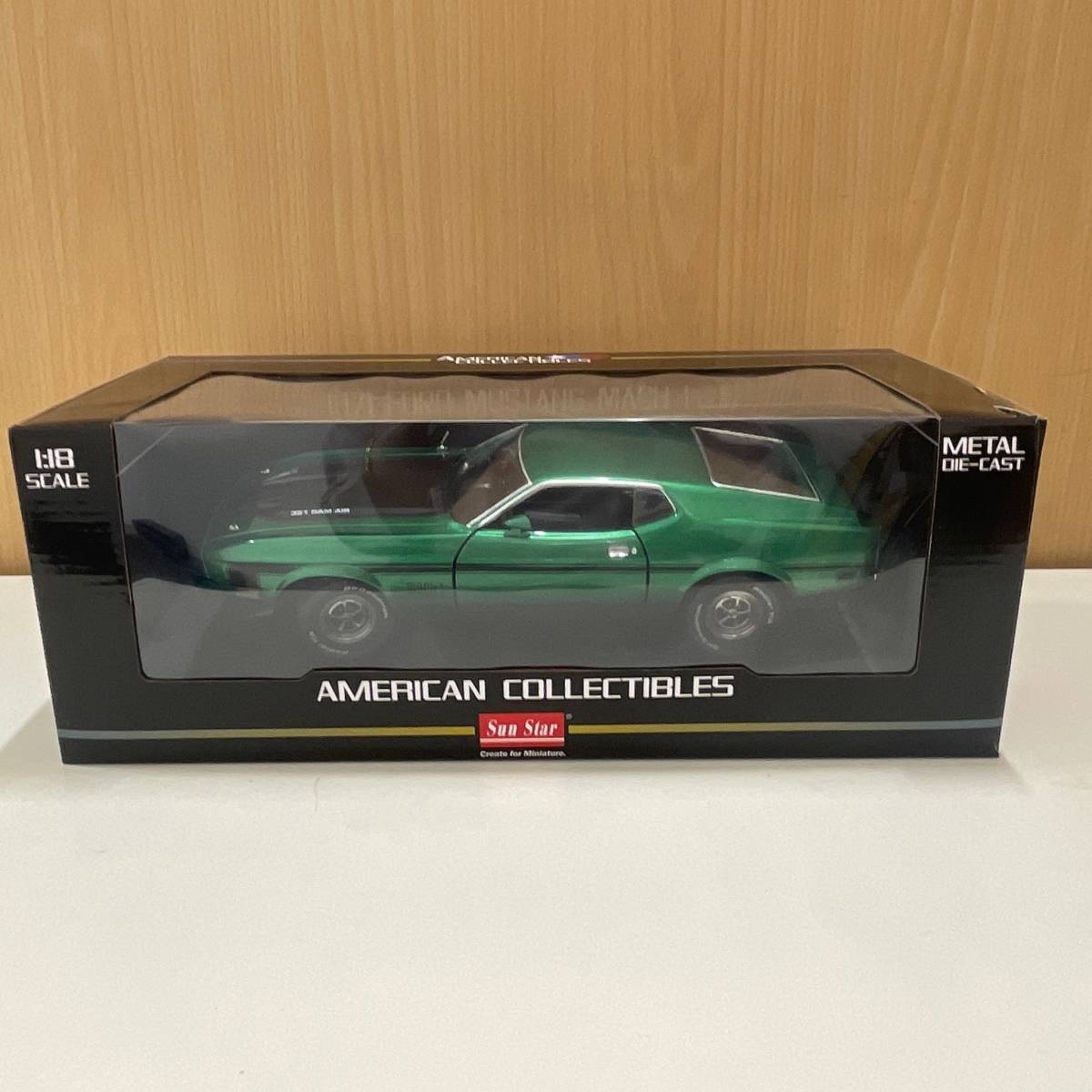 【TK0914】 SunStar AMERICAN COLLECTIBLES 1:18 SCALE METAL DIE-CAST Ford ミニカー ダイキャスト フォード 海外限定色 コレクション