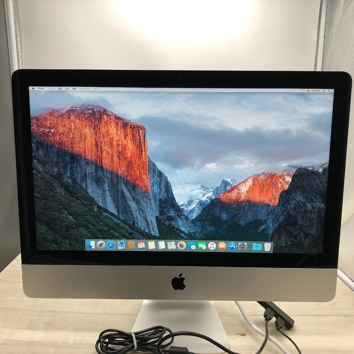 Apple iMac 21.5-inch Late 2015 Core i5 1.60GHz/8GB/1TB 〔0822D01〕