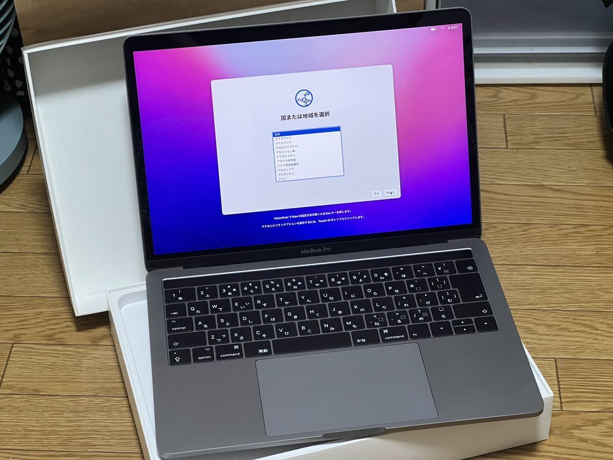 MacBook Pro (13-inch， 2016， Four Thunderbolt 3 Ports) MacBook