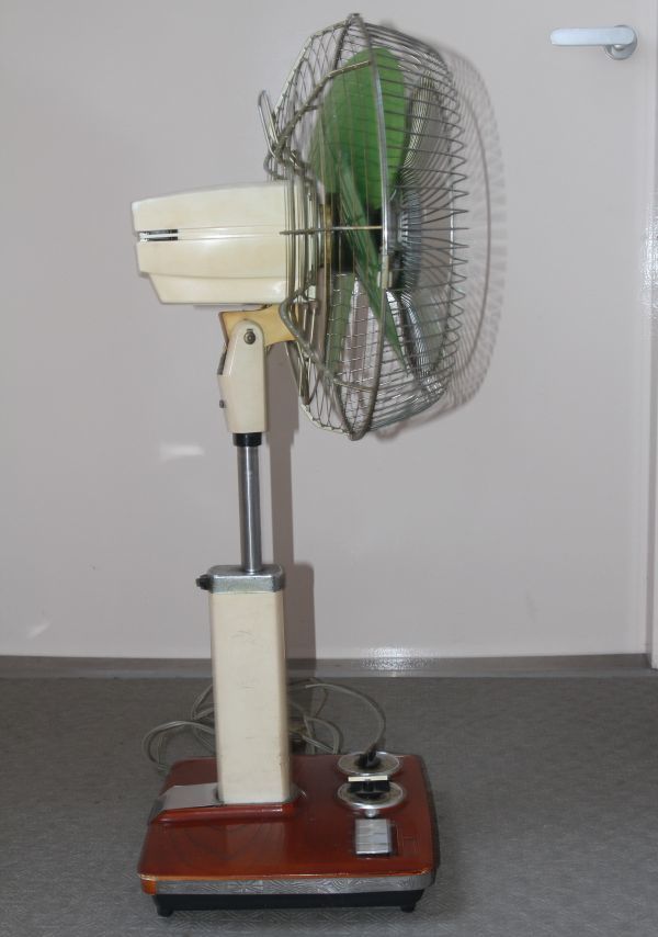 昭和レトロ ビンテージ 日立扇風機 H-727 レトロ扇風機 HITACHI