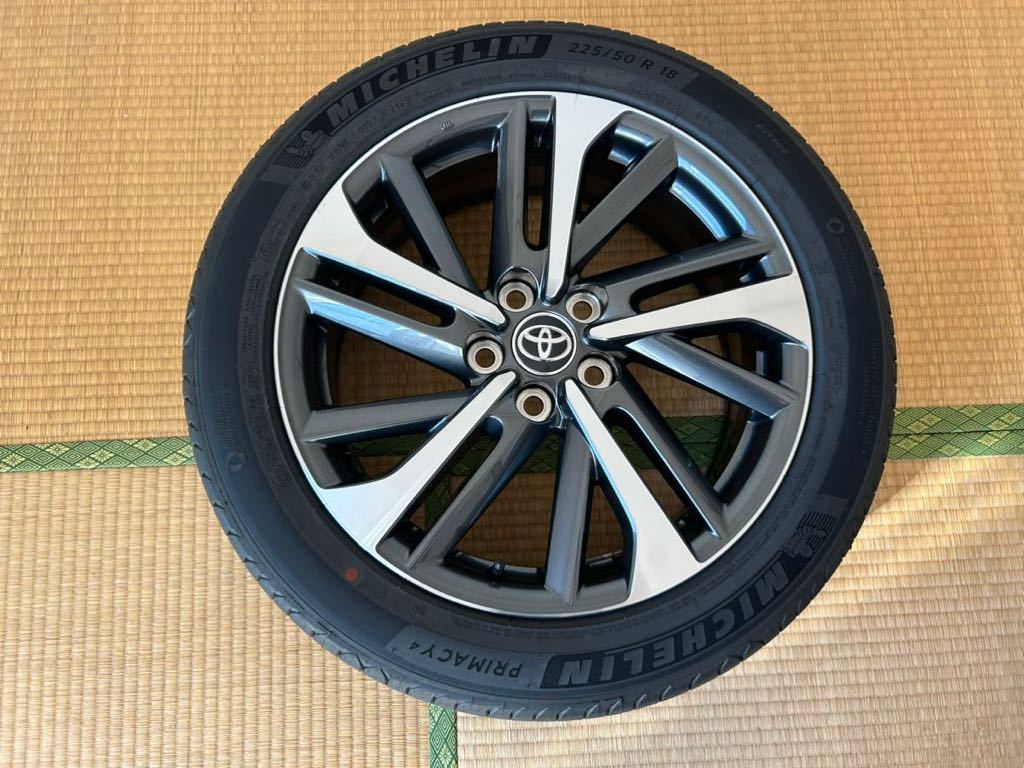 新車外し カローラクロス Zグレード 18インチ ミシュラン 2023製 美品 