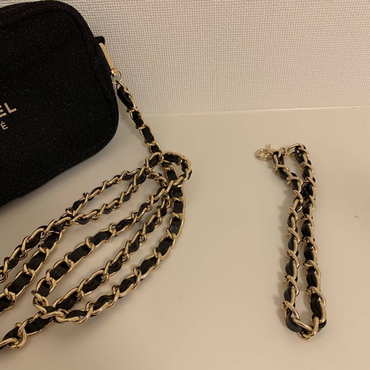 極美品 CHANELシャネル ノベルティ ラメ入りポーチ ポシェット 