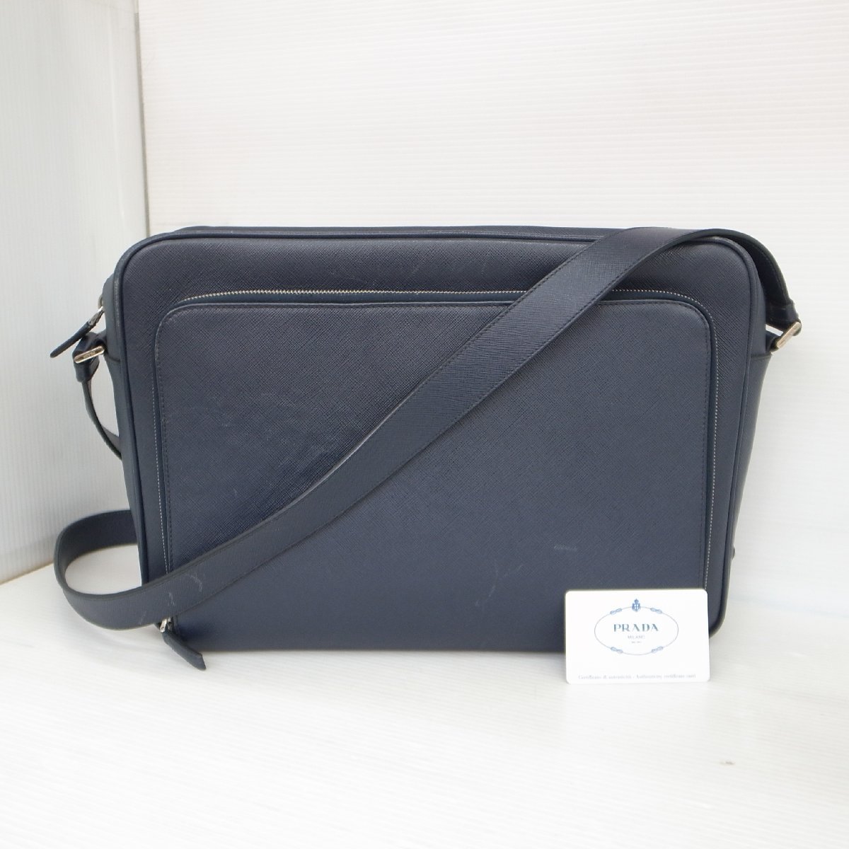 9382T【本物保証】 PRADA プラダ レザー サフィアーノ トラベル ビジネスバッグ ショルダーバッグ 斜め掛け ネイビー系 VA0998