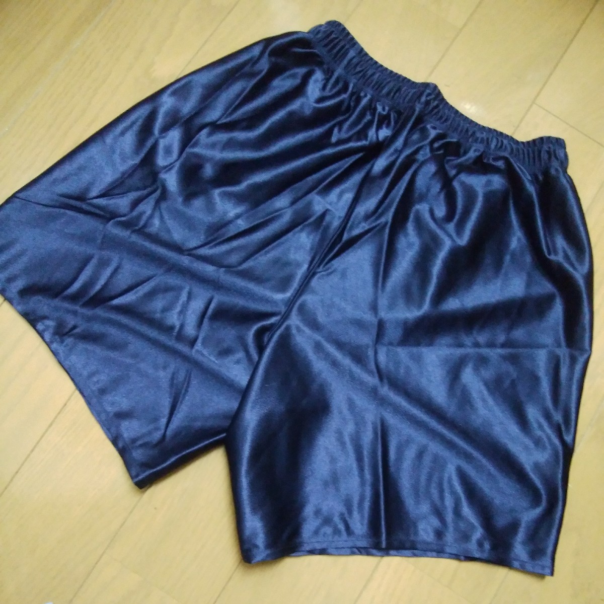 体操服 短パン L サテン ツルツル サミー