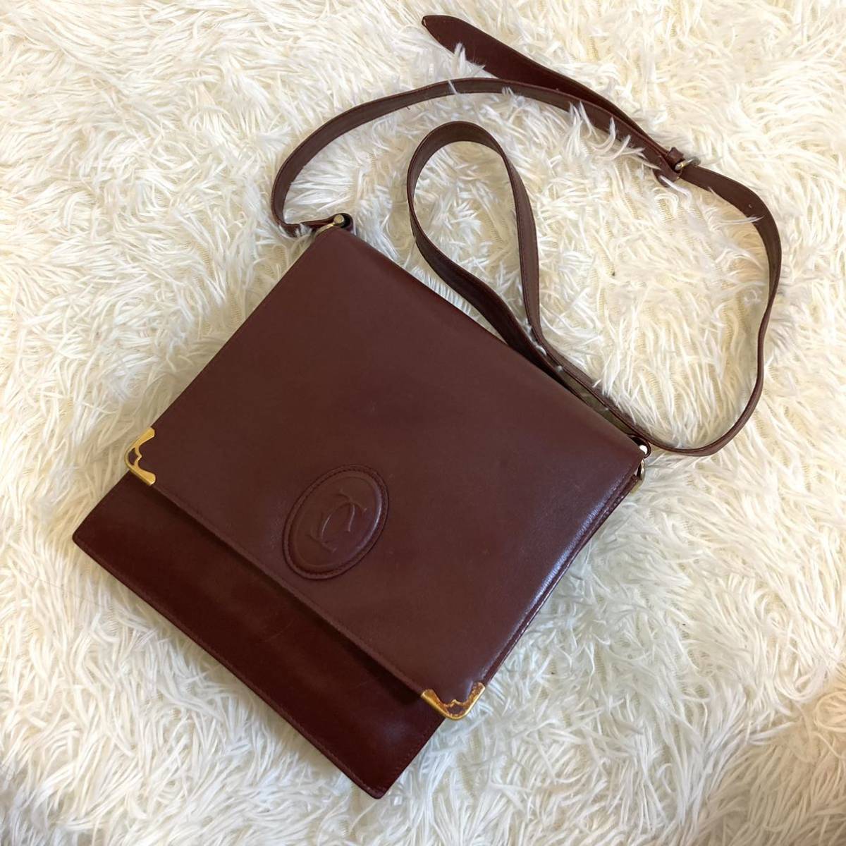 1円 【定番人気】 Cartier カルティエ ショルダーバッグ マストライン ゴールド金具 斜め掛け レザー ボルドー レディース ポシェット