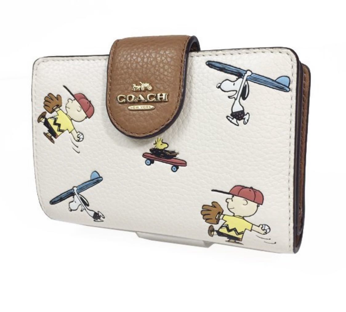 コーチ スヌーピー 2025新作 即発送可能 X COACH 二つ折り財布 財布