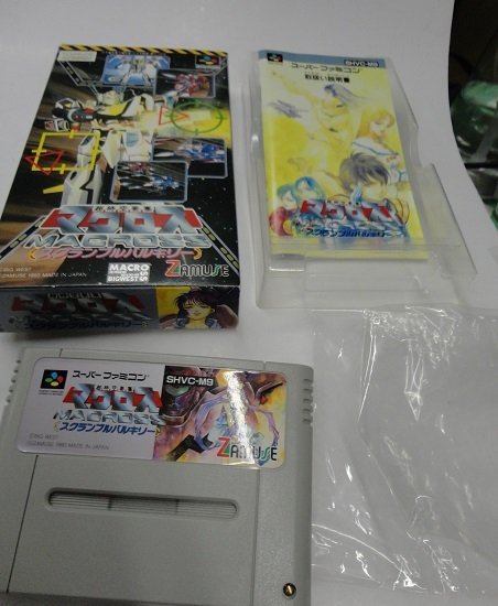 ■【中古】 　スーパーファミコン(SFC) レア ソフト 箱　　超時空要塞マクロス スクランブルバルキリー