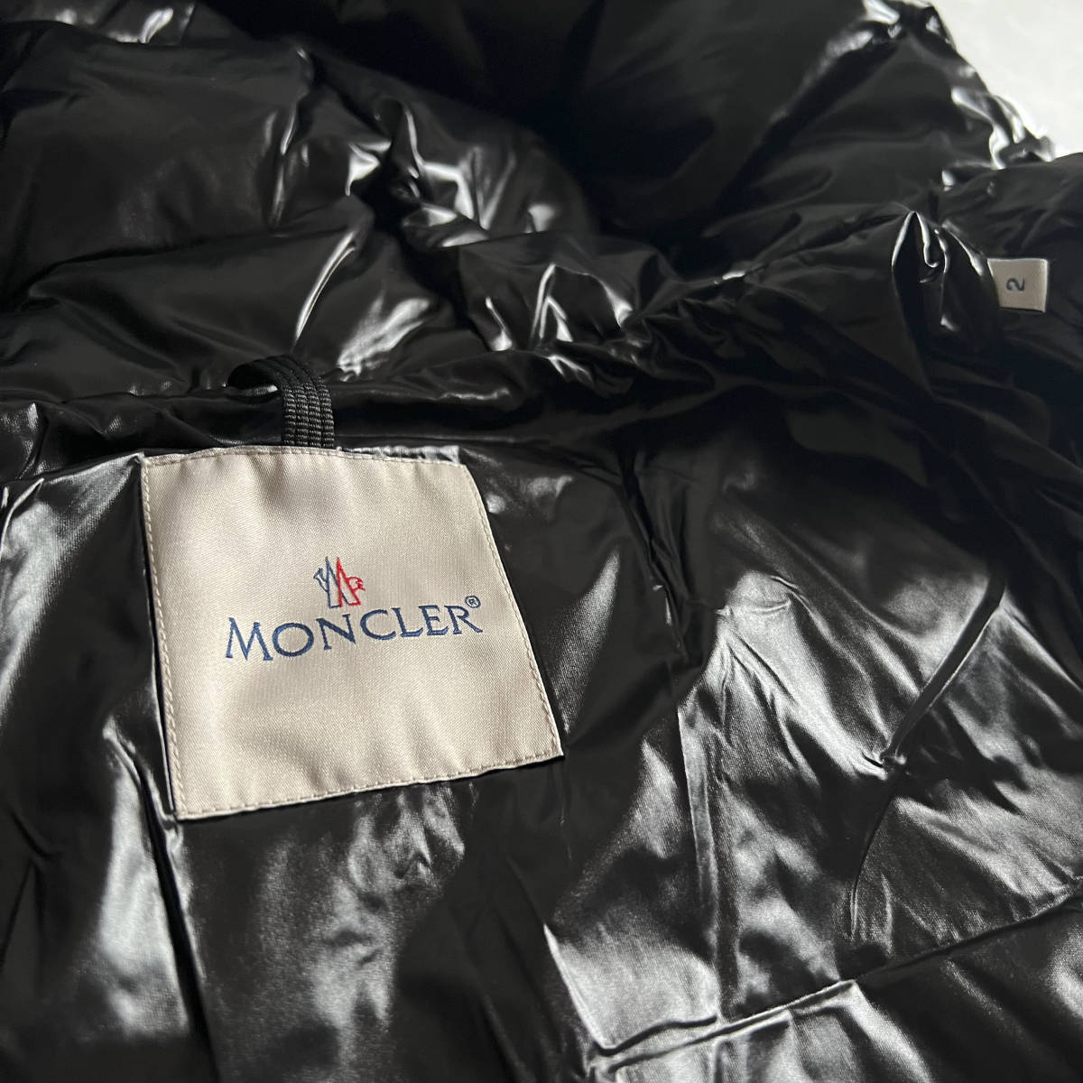 極美品 MONCLER モンクレール MONTCLA モンクラ サイズ2 (M) メンズ 
