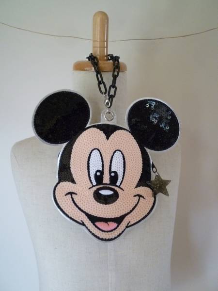 東京ディズニーリゾート ミッキースパンコールパスケース ディズニー 売買されたオークション情報 Yahooの商品情報をアーカイブ公開 オークファン Aucfan Com