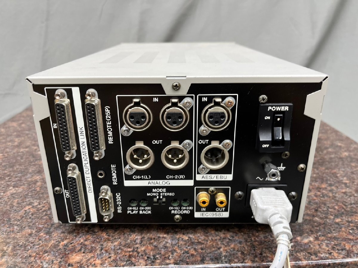 T2649□【中古】SONY MDS-B5 ソニー MDデッキ SONY MDデッキ MDS-B5 ◇SONY