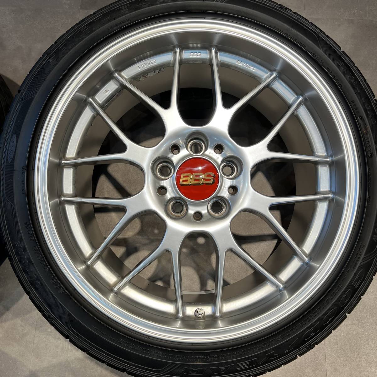 BBS純正ナット付 BBS RG-R 8.5J+43 RG782 9.5J+45 RG783 18インチ 225/45R18 255 ...