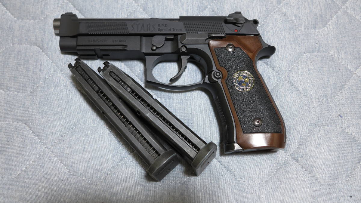 ★★中古　東京マルイ　サムライエッジ　ガスブローバック　ガン　予備マガジン2本★★　