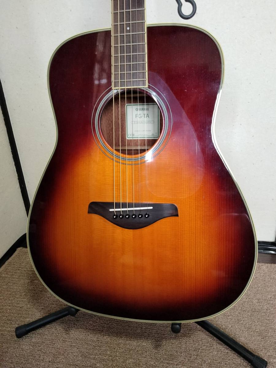 中古　YAMAHA FG-TA / BS　TRICセミハードケース付き