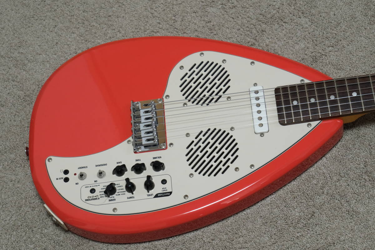 VOX APACHE-1スピーカー＆リズム機能内蔵のトラベル・ギター