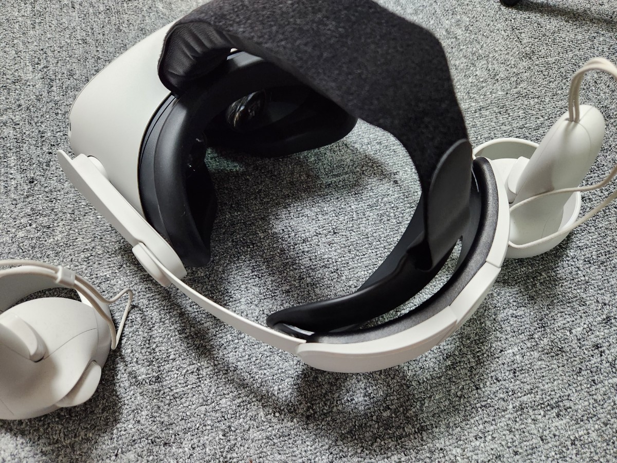   Quest 2 64GB + アクセサリーセット Oculus Quest 2 64GB その他アクセサリーセット 【公式通販】