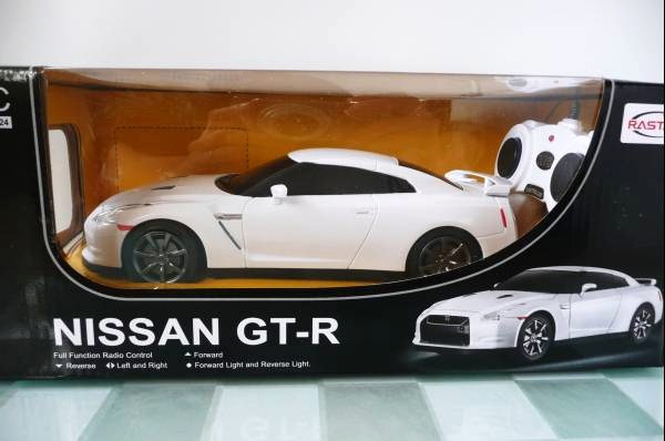 ■RASTAR R/C 1/24 NISSAN SKYLINE GT-R WHITE■スカイライン