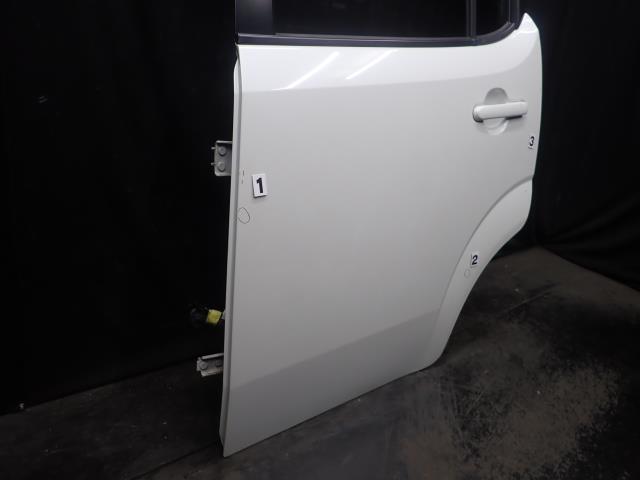 MRワゴン DBA-MF33S 左リアドアASSY Z7T 68004-50M00 【公式通販】