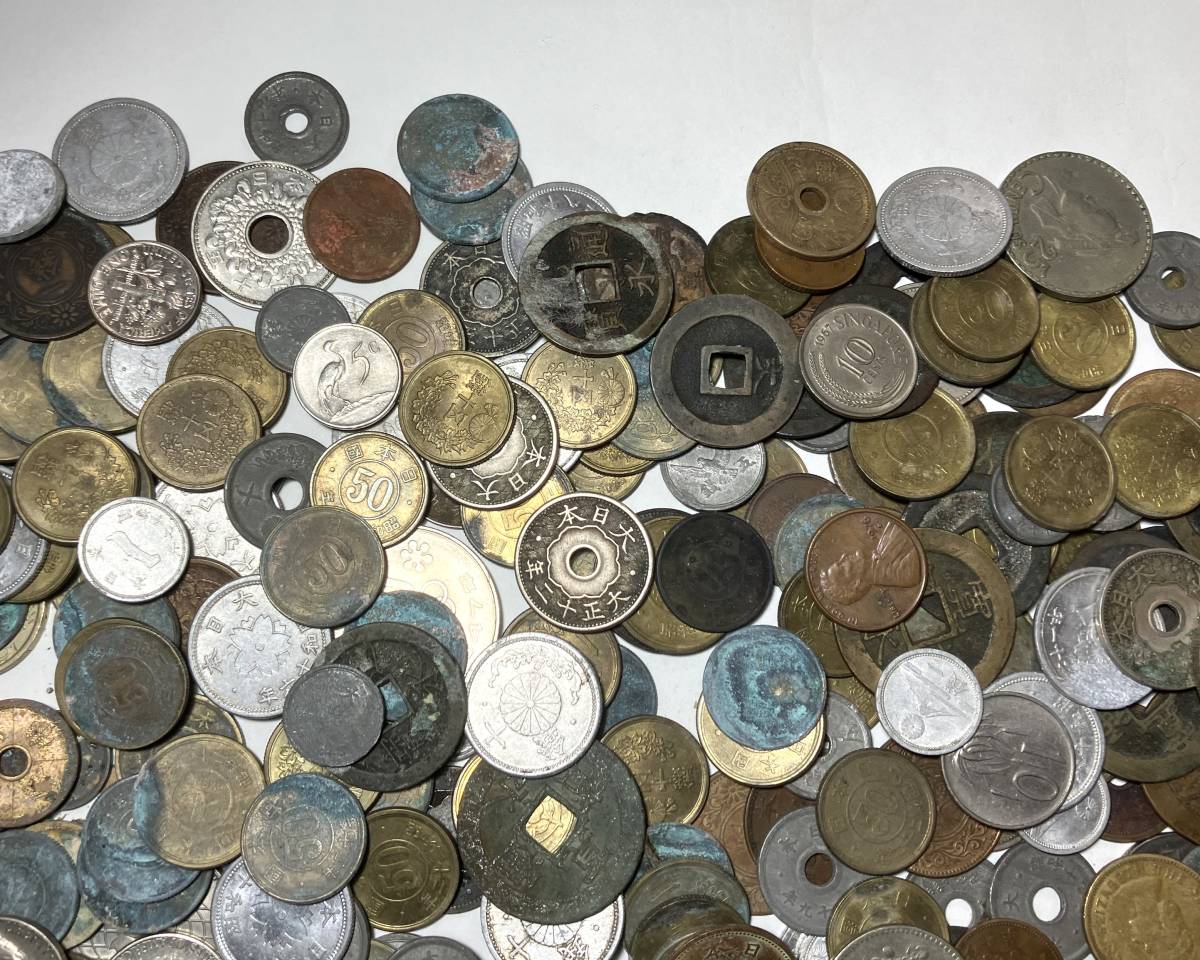Yahoo!オークション ヨーロッパ の落札相場・落札価格 (硬貨) 世界 未選別 旧家蔵出し//世界のコイン アメリカ アジア ヨーロッパ(日本含む)//外国銭 古銭 硬貨 銀貨 銅貨 穴銭 他 まとめて2.8㎏//貴重希少品★サ
