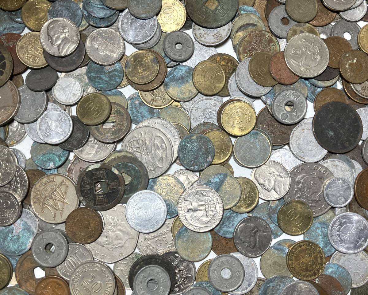 Yahoo!オークション ヨーロッパ の落札相場・落札価格 (硬貨) 世界 未選別 旧家蔵出し//世界のコイン アメリカ アジア ヨーロッパ(日本含む)//外国銭 古銭 硬貨 銀貨 銅貨 穴銭 他 まとめて2.8㎏//貴重希少品★サ