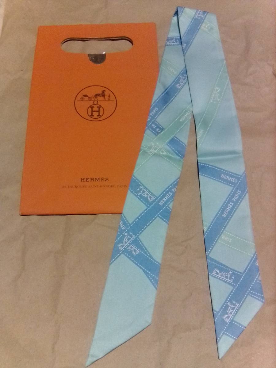 HERMES　ツイリー　スカーフ　ライトブルー