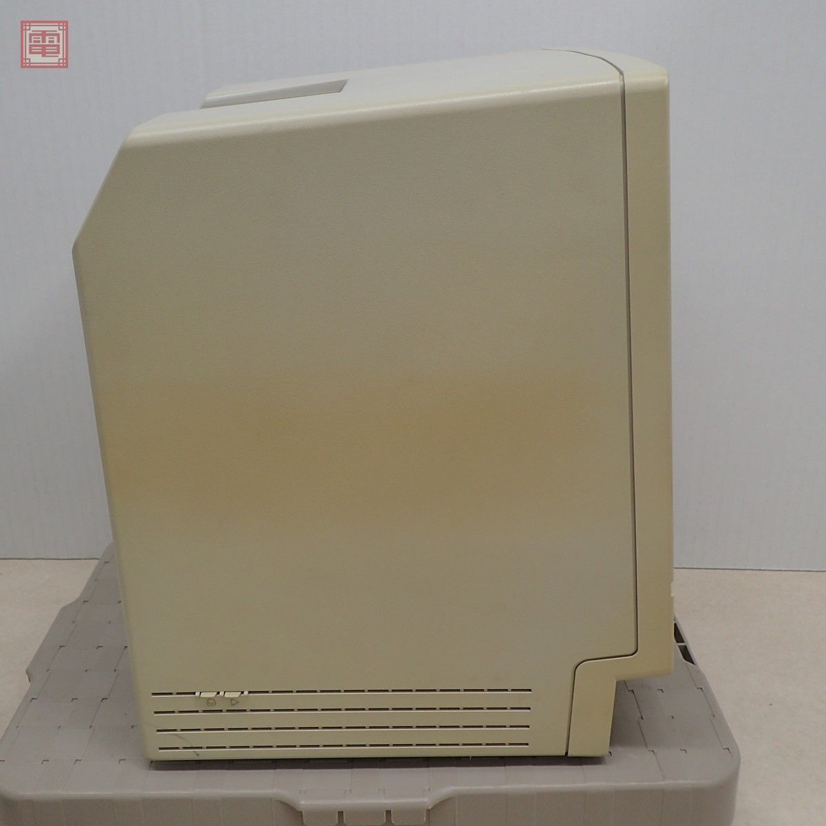 Apple Macintosh Classic II M4150 本体 キーボード箱説FD付 アップル 