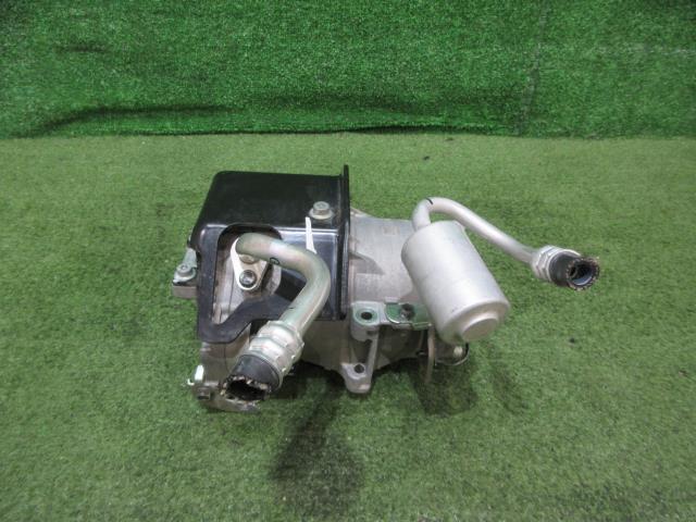 セレナ DAA-HFC27 A/Cコンプレッサー パナソニック CE-XN77J0AH 92600