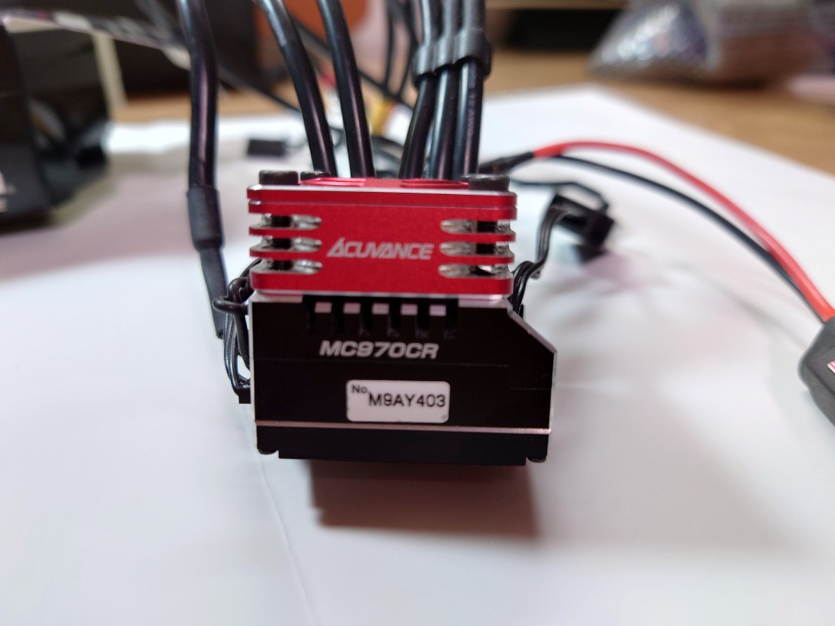 フタバ アンプ MC970CR S.BAS アキュバンスファンレッド 、RAIZ付き