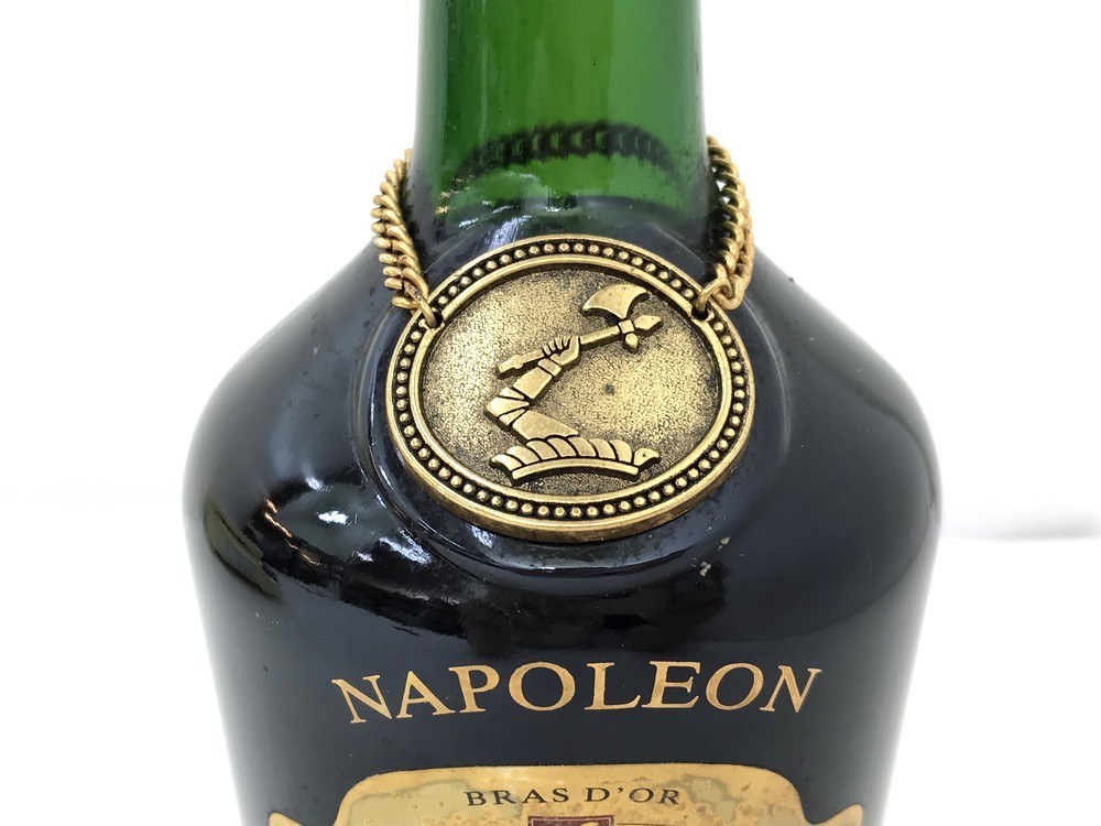 未開栓 HENNESSY⁄ヘネシー ナポレオン コニャック 700ml 40％ 箱付き