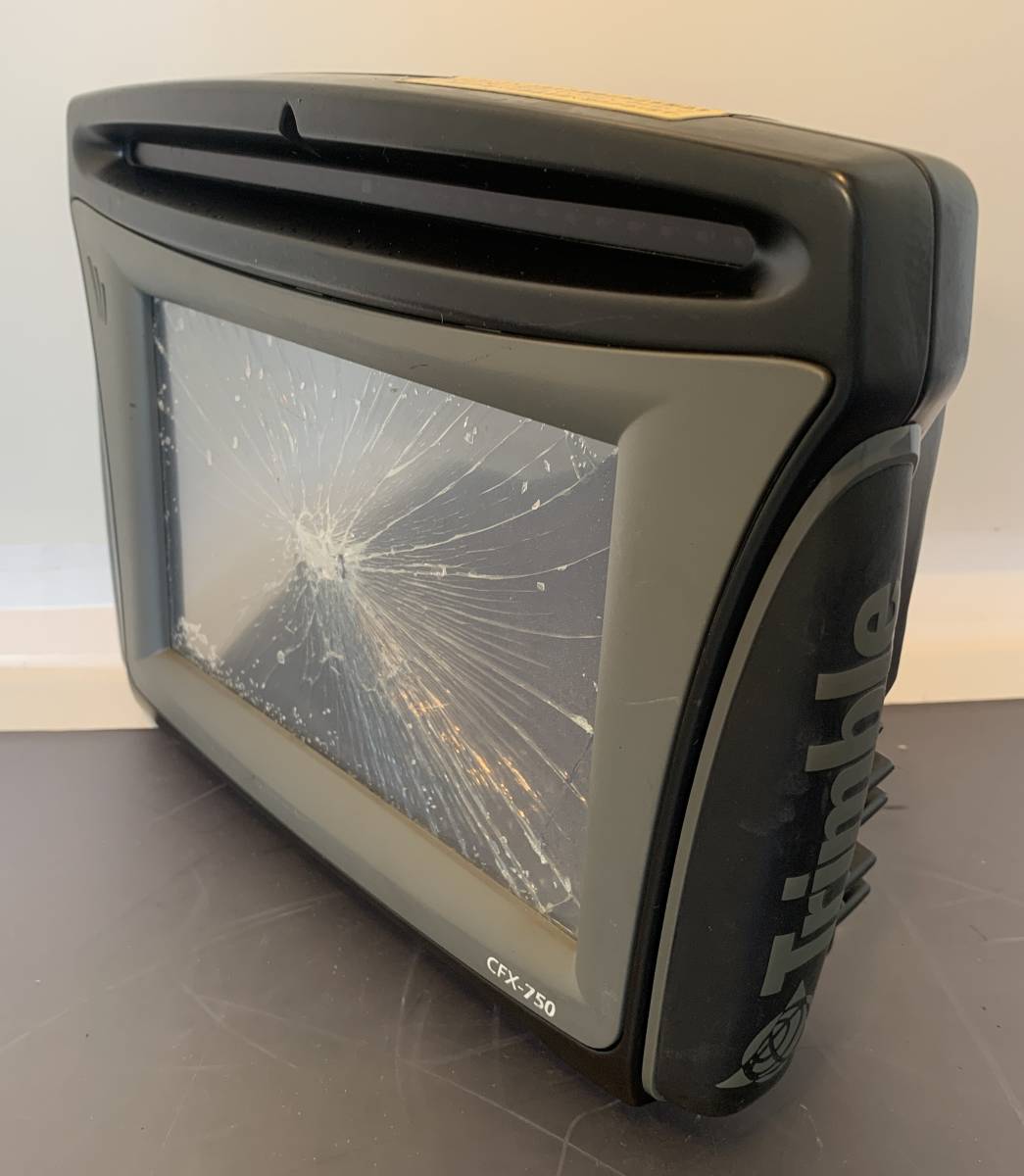 919 ● Trimble CFX-750