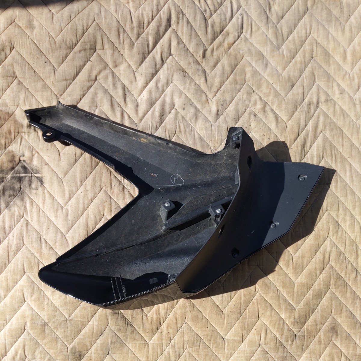 CBF125R 純正サイドカウル左右 サイドカバー 刻印KVC 割れ無! 欠損無