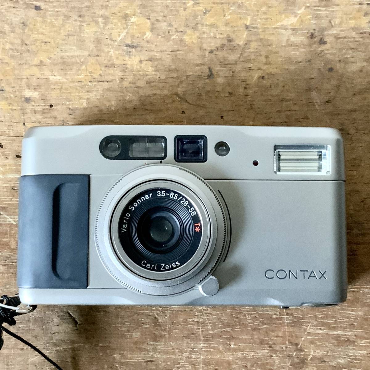 CONTAX T VS 高級コンパクトフィルムカメラ　電池付き CONTAX コンタックス T VS フィルムカメラ ケース付き CONTAX T VS