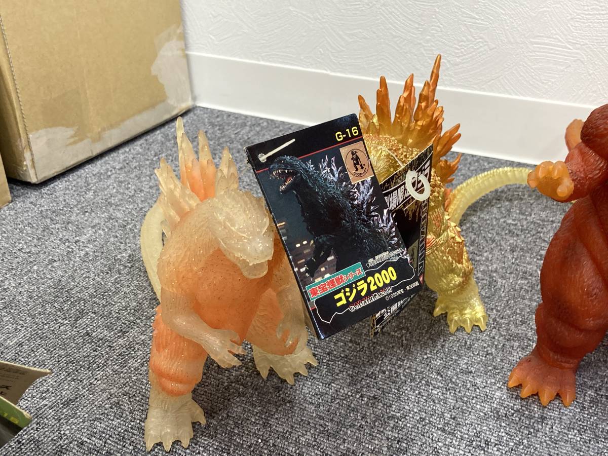 東宝30cmシリーズ ゴジラ(1995) クリアオレンジVer. | 商品 | P-GARAGE