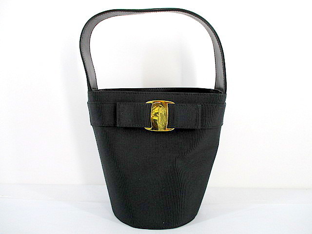 1円★ Salvatore Ferragamo サルヴァトーレフェラガモ ヴァラリボン ハンドバッグ ワンハンドル バケツ型 キャンバス レザー 中古