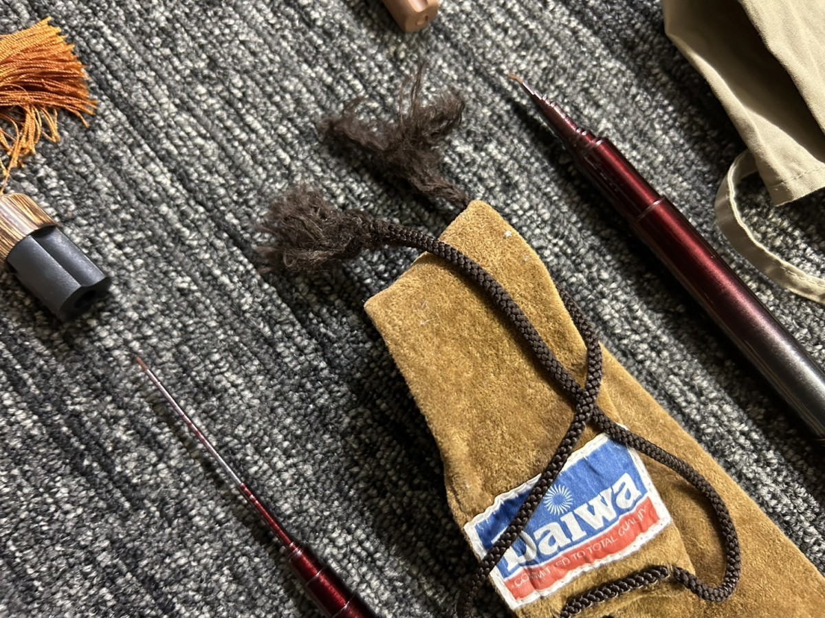 美品 DAIWA 渓流竿 3点 Amorphous WHISKER THE 渓流 華厳 中硬 45